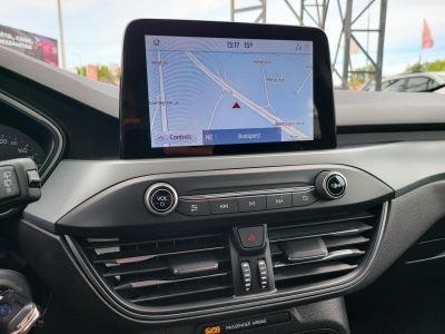 FORD FOCUS 1.5 EcoBlue Active (Automata) LED Tempomat Navi Bluetooh PDC