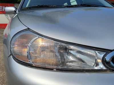FORD MONDEO 2.5 V6 Ghia 72e km! M.o.-i. 1.tul. digit klíma el.ablak el. tükör ülésfűtés radar
