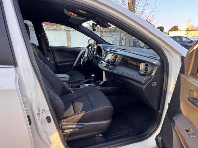 TOYOTA RAV 4 Rav4 2.5 Hybrid Selection MY18 e-CVT 121e km. megkímélt. Hybrid garancia!