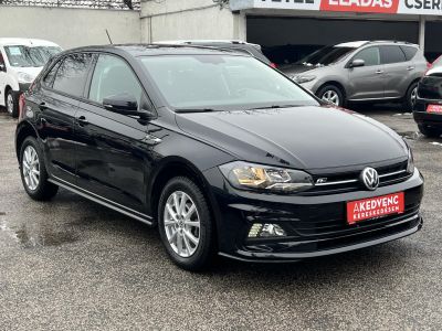 VOLKSWAGEN POLO VI 1.0 TSI Comfortline R-line Távtartó Ülésfűtés Carplay Márkaszervizelt!