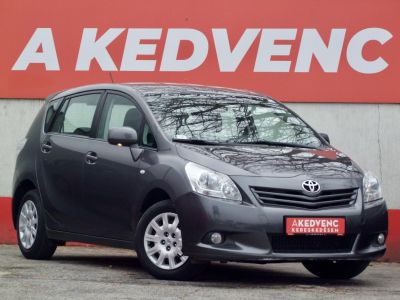 TOYOTA VERSO 1.6 Luna M.o.-i. Digitklíma. Multikormány. 7 személy. 4x el.ablak. el. tükör