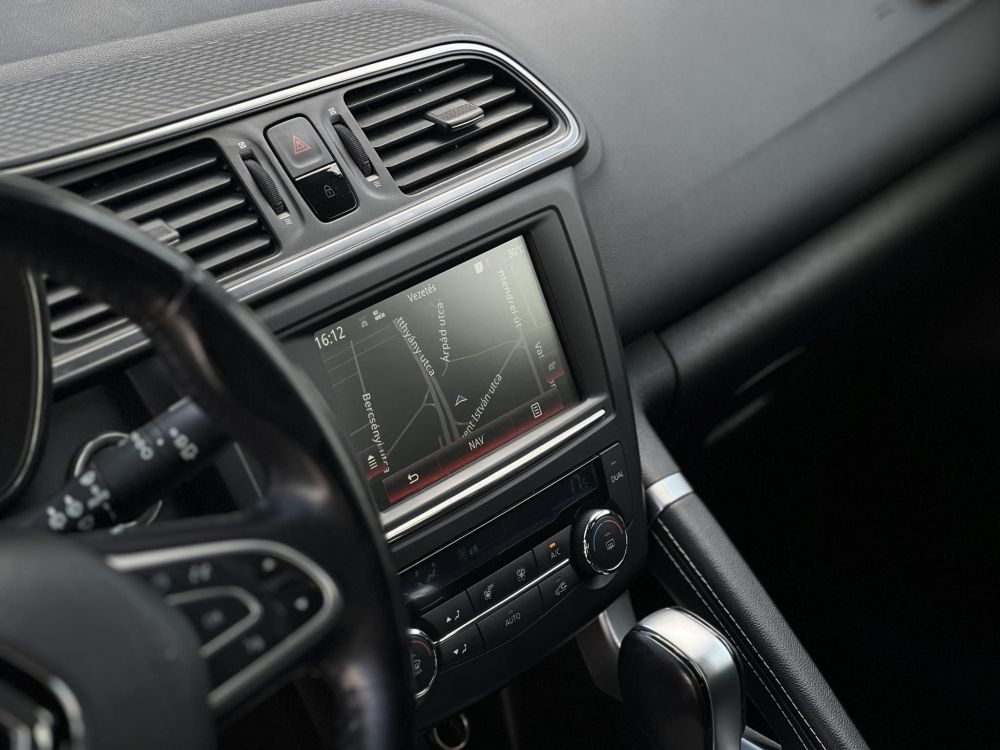RENAULT KADJAR 1.2 TCe Energy Intens EDC Automata 85e km. Magyarországi. magas felszereltség!