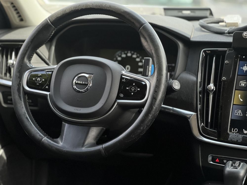 VOLVO V90 Cross Country 2.0 D [D4] AWD Geartronic Ments meg! :)