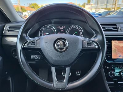 SKODA SUPERB Combi 2.0 TDI SCR Style DSG M.o.-i. Xenon Távtartó Sávtartó Navi Carplay Memória Canton Vonóhorog