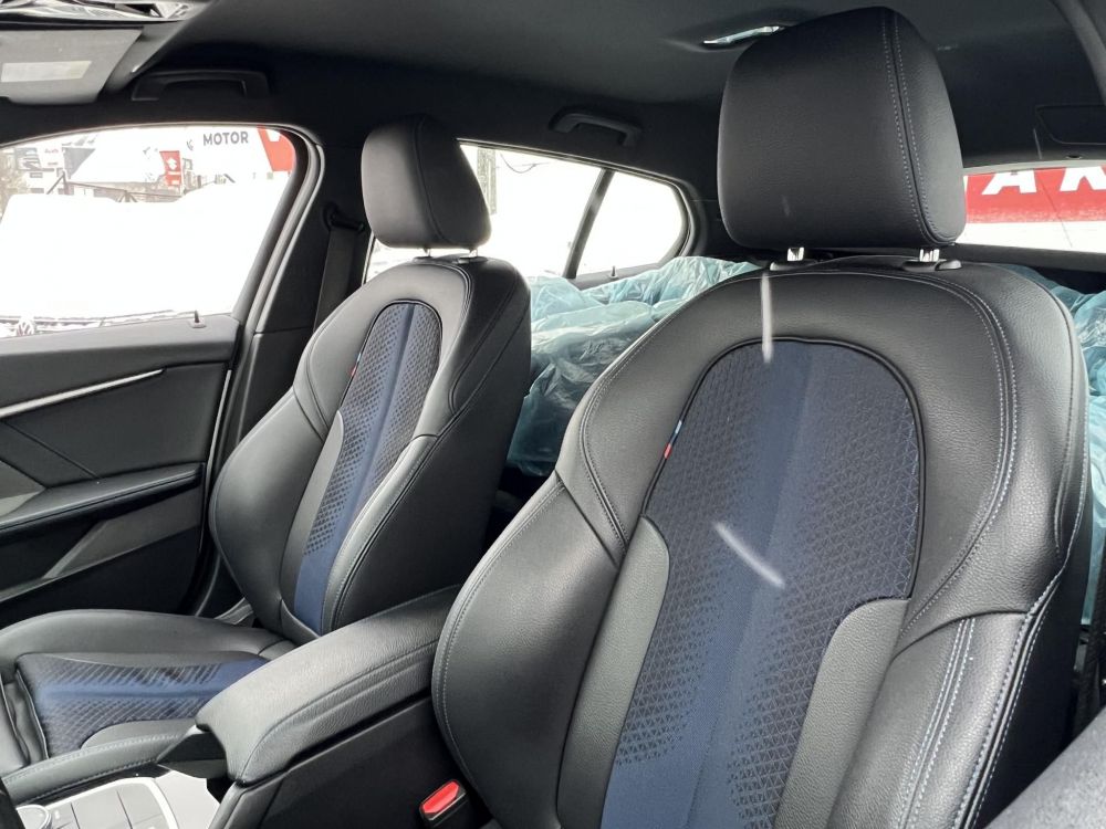 BMW 118i M Sport 70e km. Márkaszervizelt Harman/Kardon Téli/Nyári garnitúra!