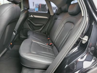 AUDI Q3 2.0 TDI DPF quattro S-tronic S-Line LED Bőrbelső Navigáció Ülésfűtés Tempomat Start-Stop PDC
