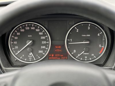 BMW 320d Napfénytető Xenon Ülésfűtés Combtámasz Navi PDC
