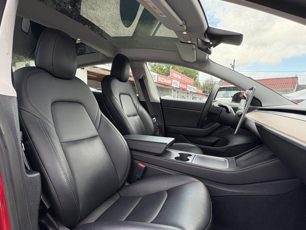 TESLA MODEL 3 Standard Range Plus Aut 80e km. mátrix LED. hőszivattyús. facelift. garanciális!