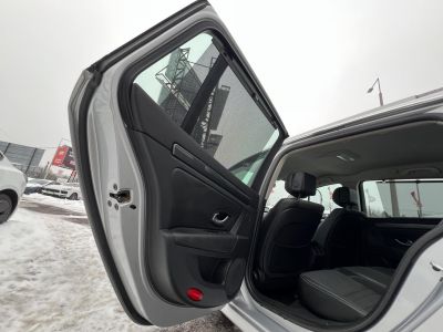 RENAULT LAGUNA 2.0 dCi Dynamique DPF (Automata) Klíma Tempomat Bluetooth Navi!