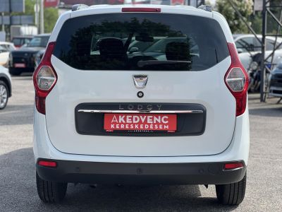 DACIA LODGY 1.6 SCe Ambiance (7 személyes ) Magyarországi. Gyári fényezés. Végig vezetett szervizkönyv!