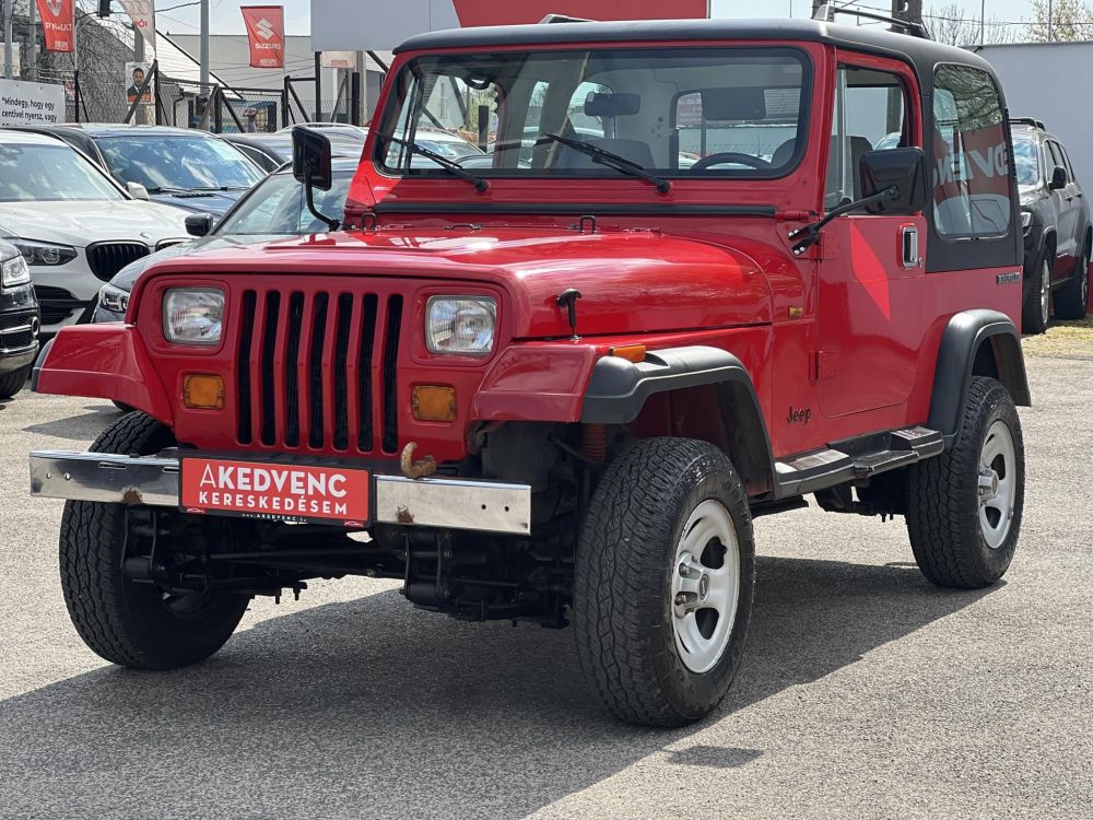 JEEP WRANGLER Hard Top 2.5 Nagyon szép karosszéria. európai kivitel. karbantartott