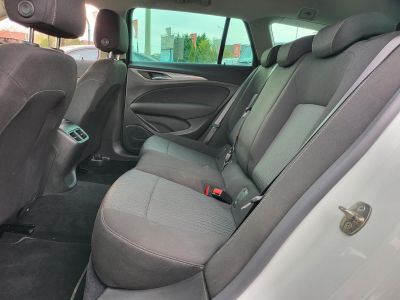 OPEL INSIGNIA Sports Tourer 2.0 CDTI Innovation Start Stop (Automata) LED Holttér Sávtartó Navi Carplay Ülésfűtés Kamera Vonóhorog