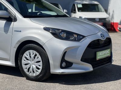 TOYOTA YARIS 1.5 Hybrid Comfort Tech e-CVT 103e km. táblafelismerő. ülésfűtés. kamera. digitklíma