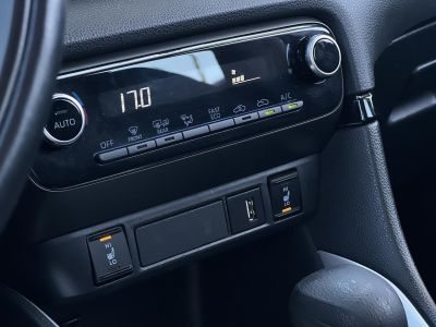 TOYOTA YARIS 1.5 Hybrid Comfort Tech e-CVT 103e km. táblafelismerő. ülésfűtés. kamera. digitklíma