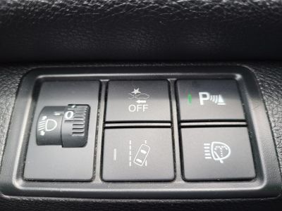 HONDA CIVIC 1.0 T Elegance Navi M.o.i. 1.tul. Márkaszervizelt! 150e km-ig garanciális!