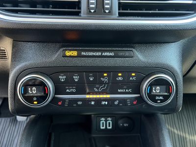 FORD FOCUS 1.0 EcoBoost Active M.o.-i. 1.tul. Márkaszervizelt!