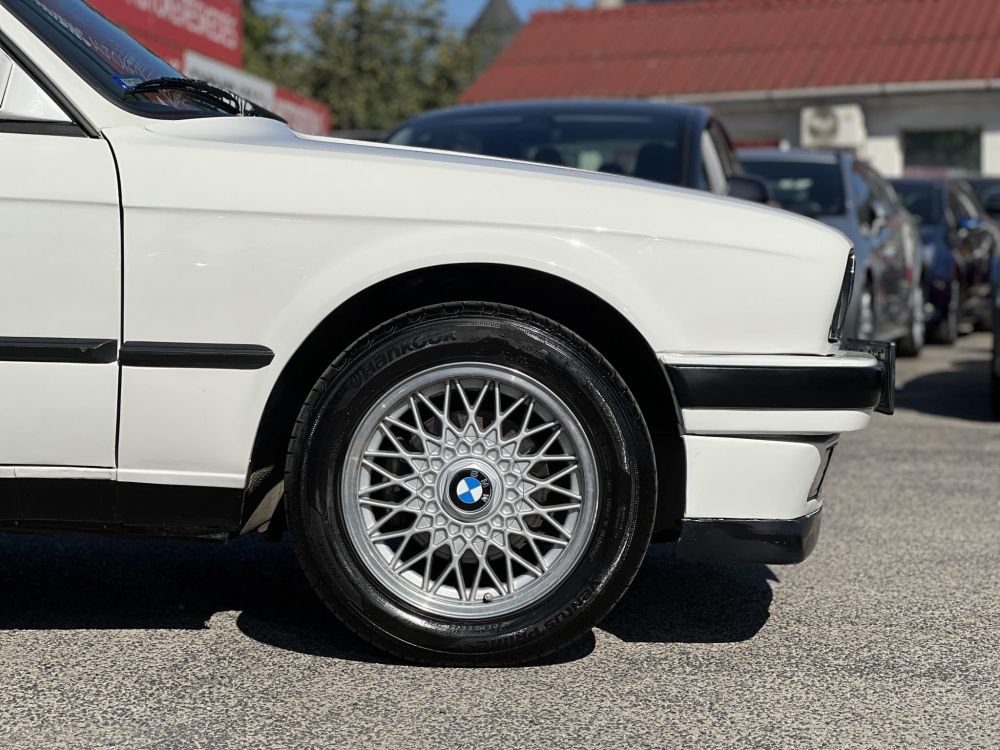 BMW 318is