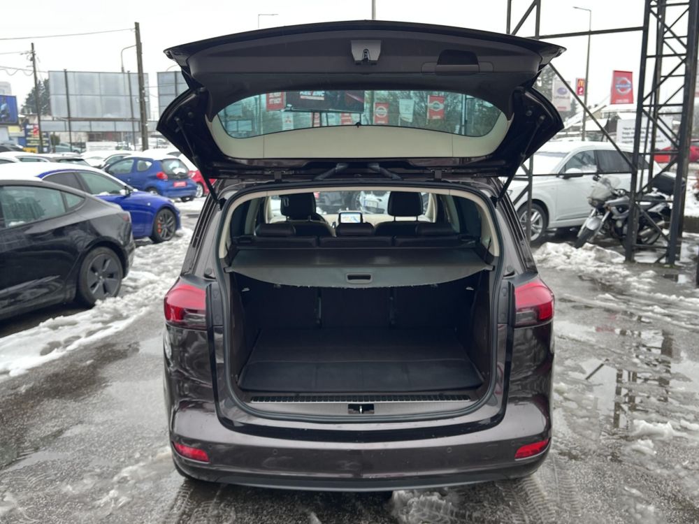 OPEL ZAFIRA TOURER 1.6 CDTI Edition (7 személyes ) Extra beltér! Klíma Tempomat Bluetooth Navi!