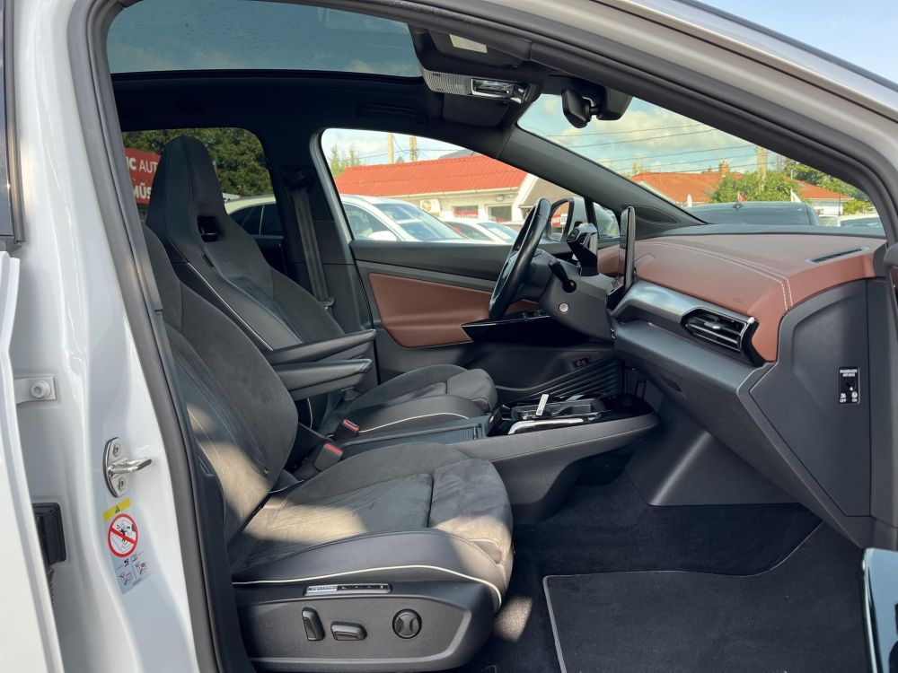 VOLKSWAGEN ID.4 77kWh Pro P. Max Teljes felszereltség 21-es kerék vonóhorog IQ Pano stb