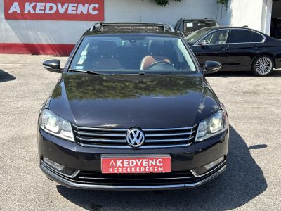 VOLKSWAGEN PASSAT VII Variant 2.0 CR TDI Highline 4Motion BMT DSG Magyarországi. Márkaszervizelt. Magasan felszerelt! Téli-nyári kerék szett!