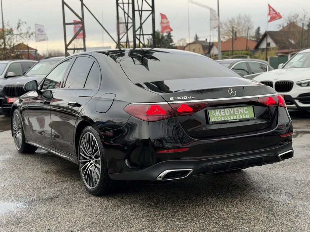 MERCEDES-BENZ E 300 de 9G-TRONIC Plug-in hybrid AMG csomag. ÁFÁS! 4D Burmester hifi!