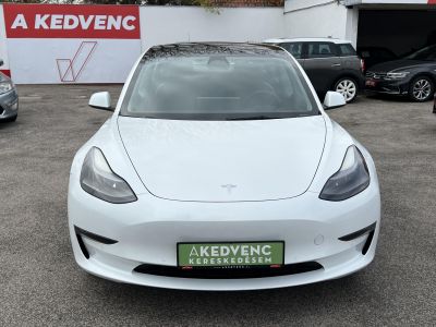 TESLA MODEL 3 Long Range AWD (Automata) FACELIFT. hőszivattyú. premium hifi. mátrix LED!