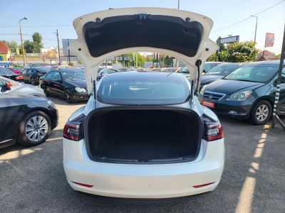 TESLA MODEL 3 Standard Range Plus Aut garanciális. 2 töltőkábel!