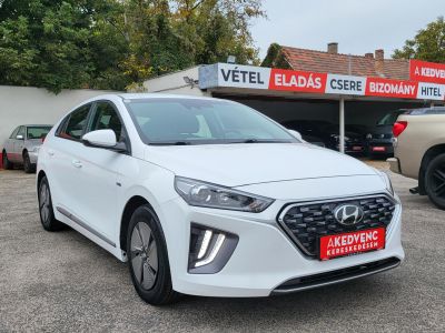 HYUNDAI IONIQ hybrid 1.6 GDi Comfort DCT 89e km. LED Tempomat Sávtartó Carplay Kamera Bluetooth