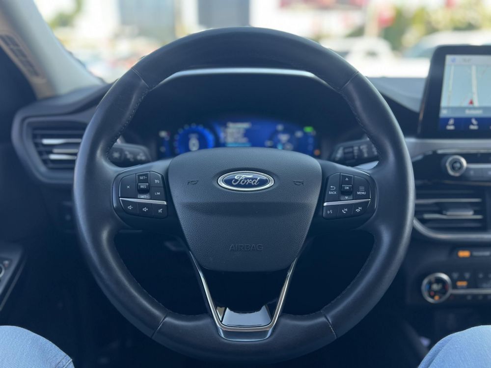 FORD KUGA 2.5 PHEV Freedom CVT 49e km. Carplay. 70km hatótáv