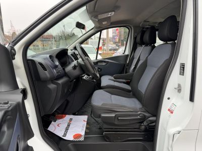 OPEL VIVARO 1.6 CDTI L1H1 2.7t Start-Stop Euro 6 (9 személyes) M.o.-i. 1.tul. Tempomat Klíma Tolatóradar