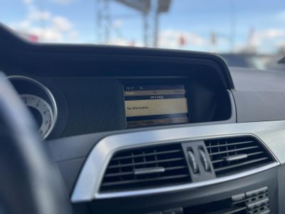 MERCEDES-BENZ C 250 T BlueEFFICIENCY Avantgarde (Automata) FACELIFT. Teljes szerviztörténet. vezérlés cserélve!