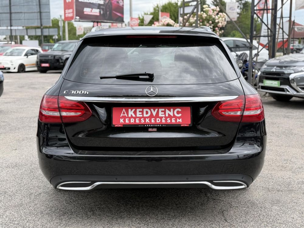 MERCEDES-BENZ C 300 T BlueTEC h HYBRID 7G-TRONIC 138e km. barna bőrbelső. bluetooth. navigáció. megkímélt állapot!