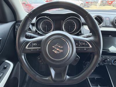 SUZUKI SWIFT 1.2 Dualjet Hybrid GL+ 32e km. M.o.-i. 1.tul. Magasan felszerelt!