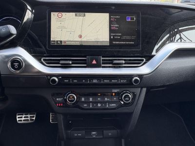 KIA NIRO e-Niro 64kWh Platinum JBL M.o.-i. 1.tul. Márkaszervizelt!