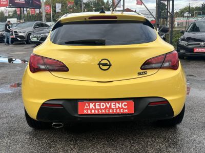 OPEL ASTRA J GTC 2.0 CDTI Start-Stop Sport Teljes nagyszerviz után! Típushibák javítva!