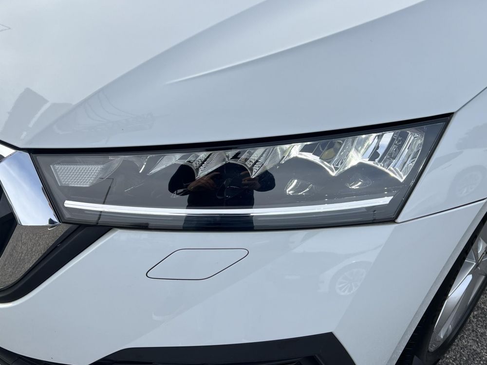 SKODA OCTAVIA Combi 1.4 TSI pHEV Ambition DSG 22e km. LED Tempomat Carplay Sávtartó Ülésfűtés Kormányfűtés Virtual Cockpit