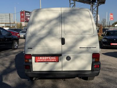 VOLKSWAGEN TRANSPORTER T4 2.5 7DH 1Y2 Hosszú. klímás. kitűnő állapotban!