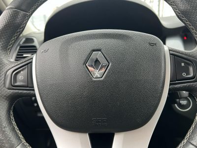 RENAULT LAGUNA 2.0 dCi Dynamique DPF (Automata) Klíma Tempomat Bluetooth Navi!