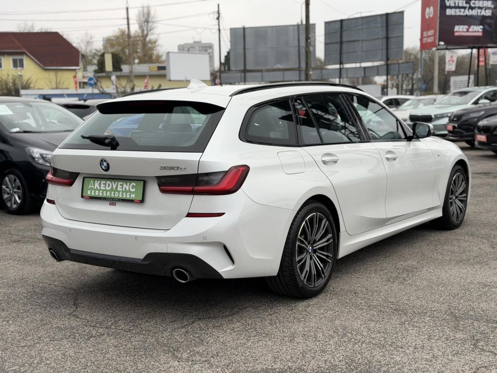 BMW 330e M Sport (Automata)