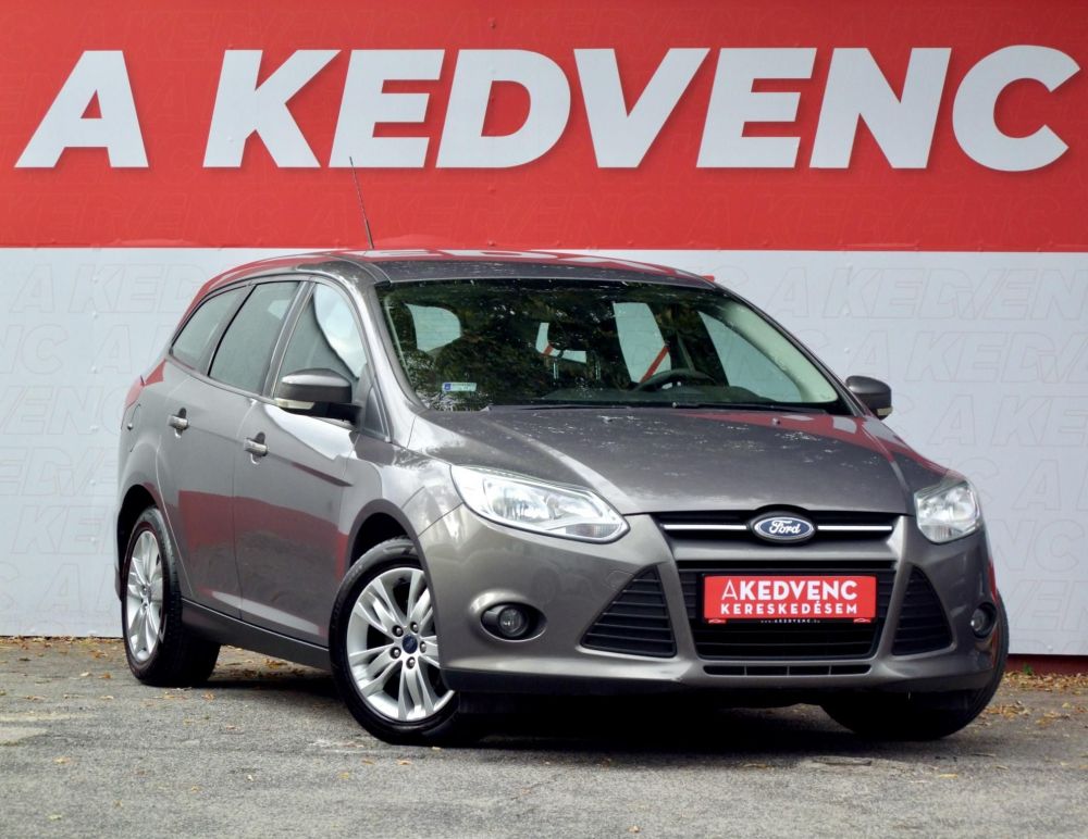 FORD FOCUS 1.6 TDCi Trend 171e km. Klíma Bluetooth Vonóhorog Téli-nyári garnitúra!