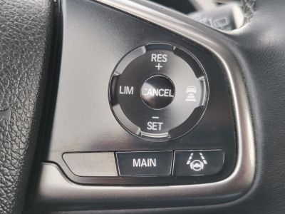 HONDA CIVIC 1.0 T Elegance Navi M.o.i. 1.tul. Márkaszervizelt! 150e km-ig garanciális!