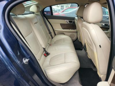 JAGUAR XF 2.7 D Premium Luxury (Automata) Mélyen ár alatt!