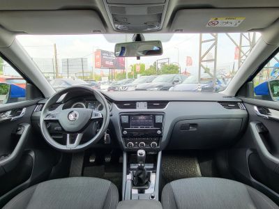 SKODA OCTAVIA 1.5 TSI ACT Style 96e km. M.o.-i. 1.tul. Digitklíma Távtartó Tempomat Ülésfűtés Bluetooth