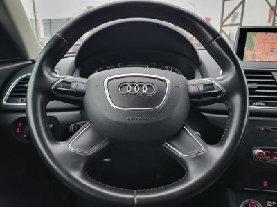 AUDI Q3 2.0 TDI DPF quattro S-tronic S Line LED Bőrbelső Navigáció Ülésfűtés Tempomat Start-Stop PDC