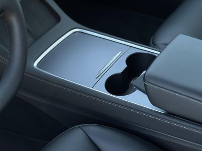 TESLA MODEL 3 RWD (Automata) Ryzen Hőszivattyú Mátrix LED. 63e km Magyar rendszámos Garanciális!