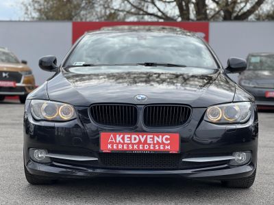 BMW 320d Napfénytető Xenon Ülésfűtés Combtámasz Navi PDC