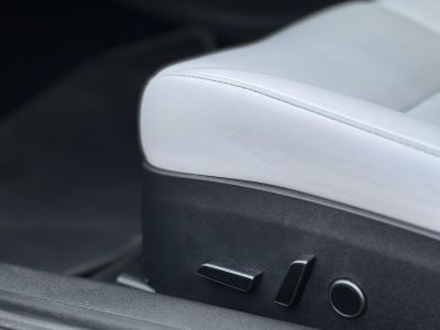 TESLA MODEL 3 Performance AWD (Automata) 103e km. FEHÉR BELSŐ. mátrix LED. hőszivattyú. garanciális!