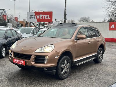 PORSCHE CAYENNE Dízel (Automata) Magyarországi. OFFROAD PACK. légrugó. 3.5T vonóhorog. megkímélt!