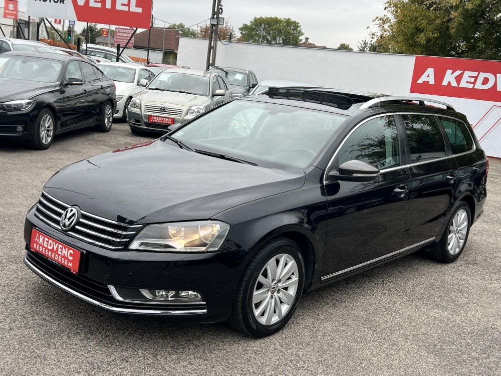 VOLKSWAGEN PASSAT VII Variant 1.6 CR TDI Comfortline BMT DSG M.o.-i. Panorámatető Tempomat Ülésfűtés Bluetooth Vezérlés cserélve!