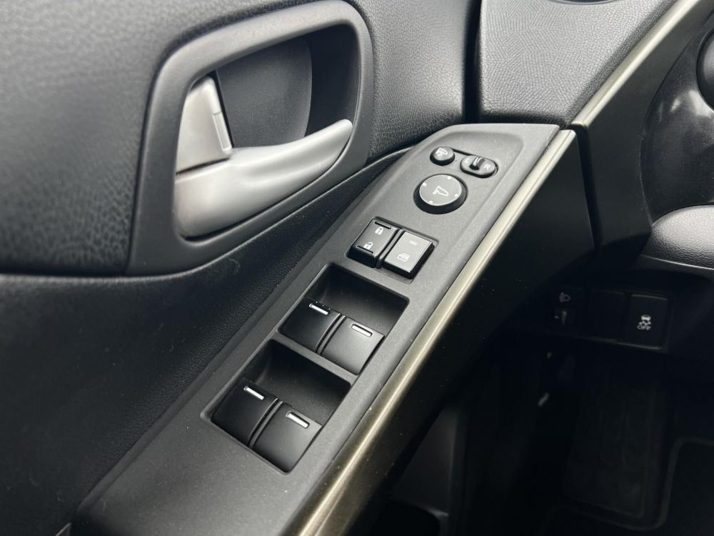 HONDA CIVIC 2.2 CTDi Executive Tempomat Kamera Vonóhorog Digitklíma 4-5L/100km!